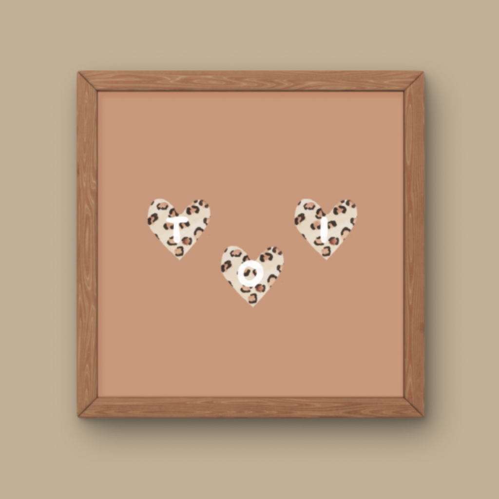 Illustration minimaliste trois cœurs avec motif léopard pour décoration chambre bébé tendance et bohème.