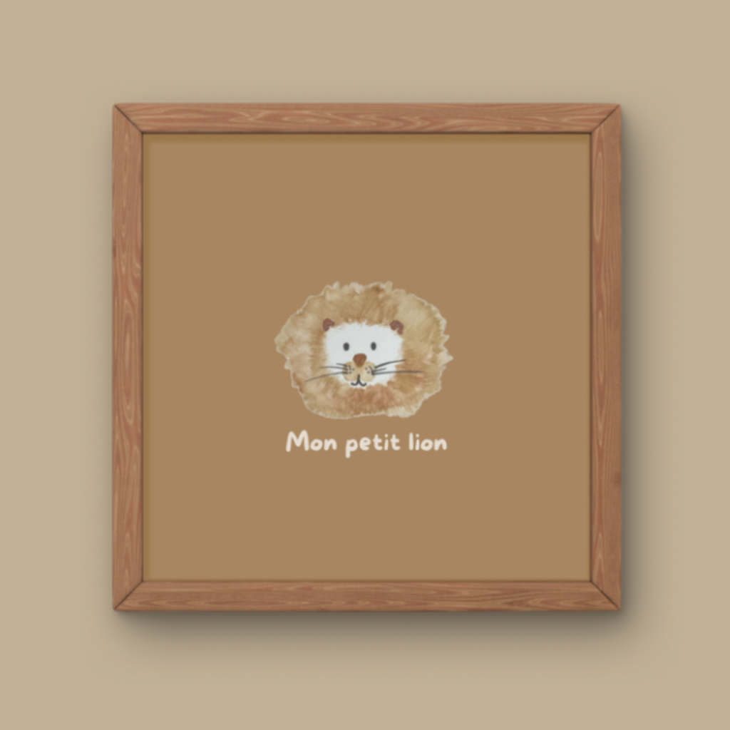 Illustration minimaliste tête de lionceau avec crinière et texte Mon petit lion pour décoration chambre bébé thème savane.