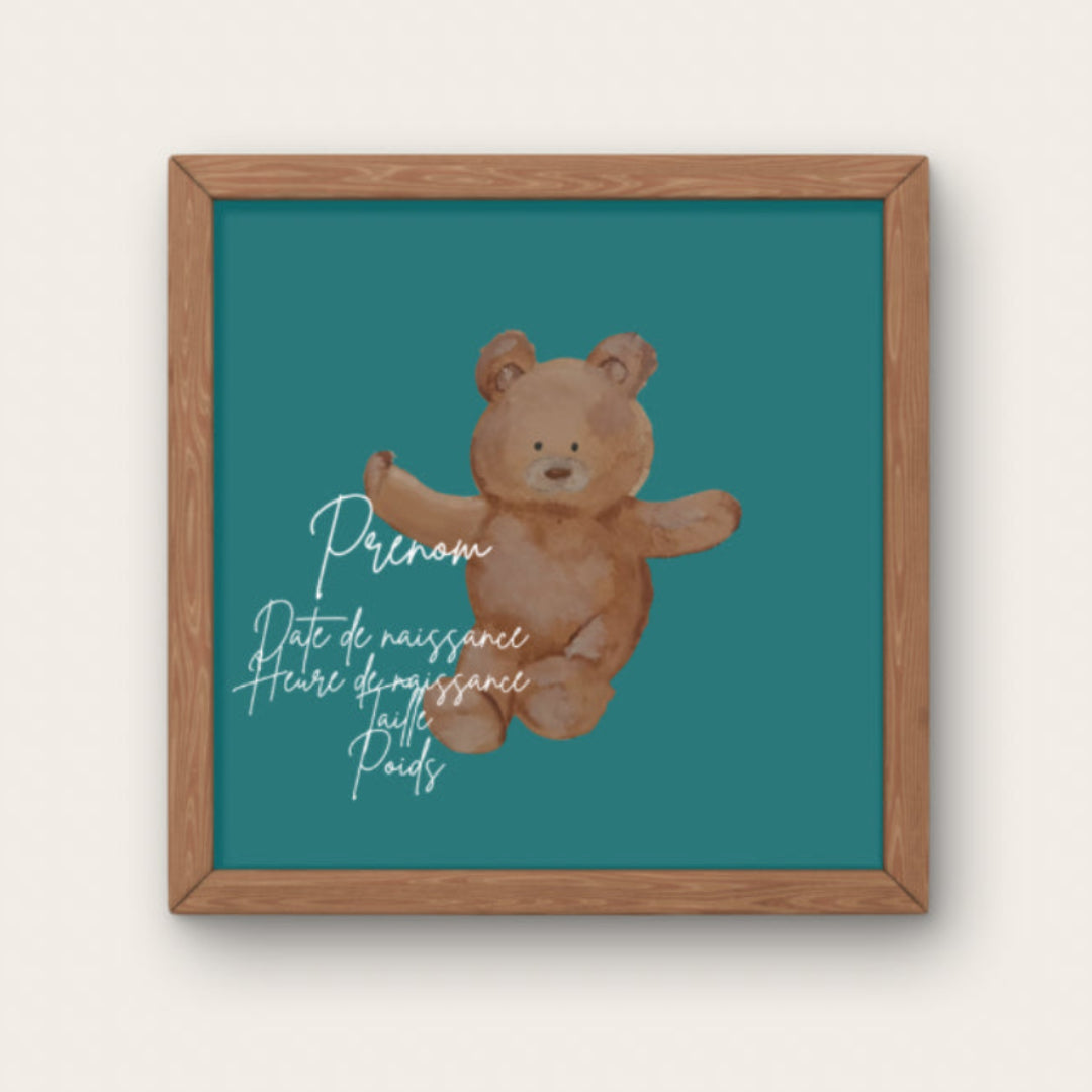 Créez un souvenir unique avec l'affiche de naissance personnalisée "Ours". Inscrivez prénom, poids et date aux côtés d'un tendre ours en peluche.