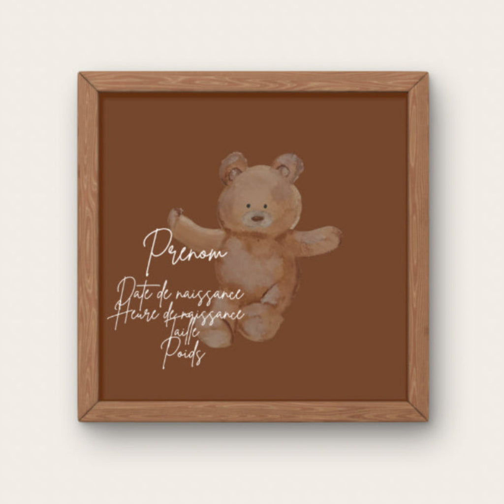Créez un souvenir unique avec l'affiche de naissance personnalisée "Ours". Inscrivez prénom, poids et date aux côtés d'un tendre ours en peluche.