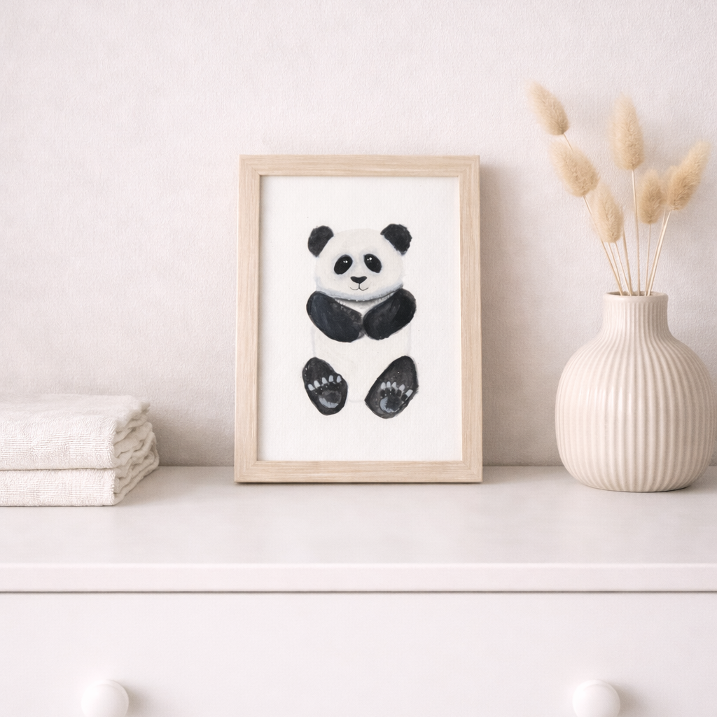 Aquarelle originale peinte à la main représentant un panda assis noir et blanc, pièce unique pour décoration murale.